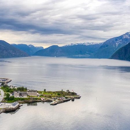 Sognefjord Hotel Hermansverk Kültér fotó