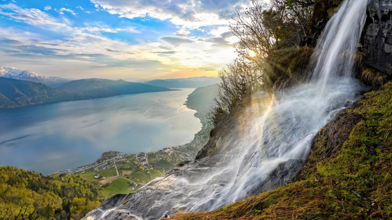Sognefjord Hotel Hermansverk Kültér fotó