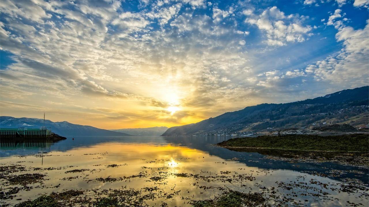 Sognefjord Hotel Hermansverk Kültér fotó