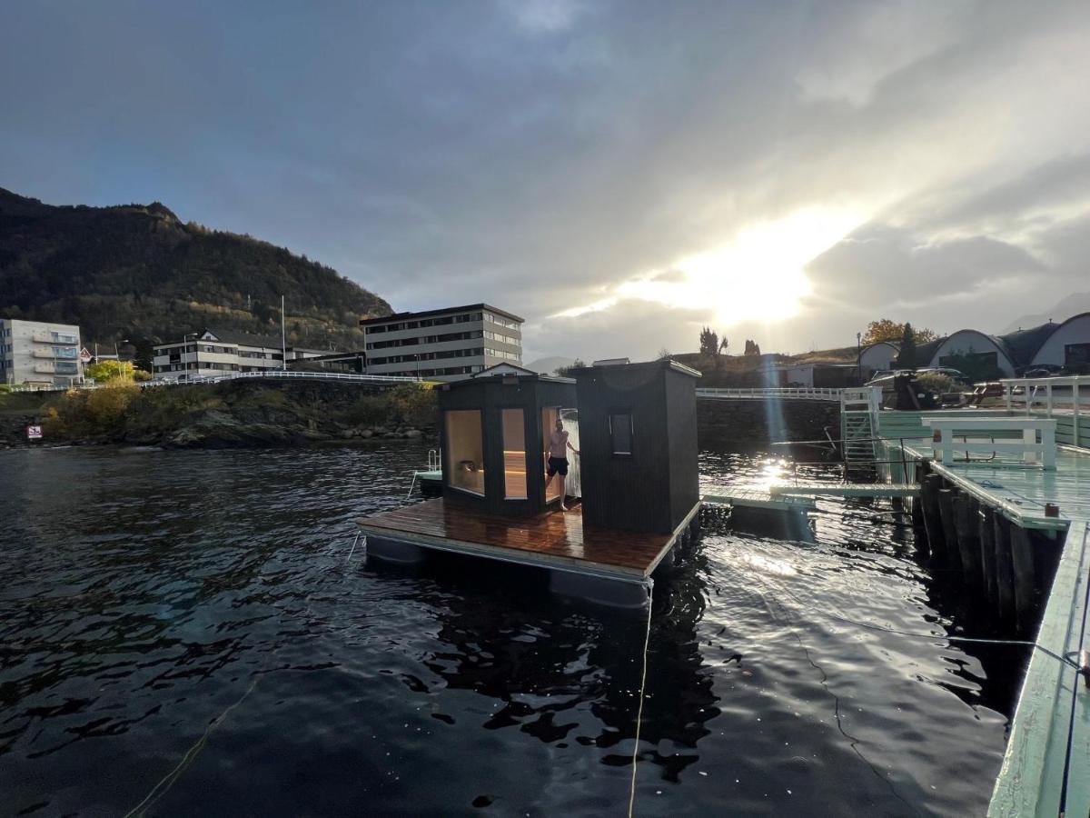 Sognefjord Hotel Hermansverk Kültér fotó