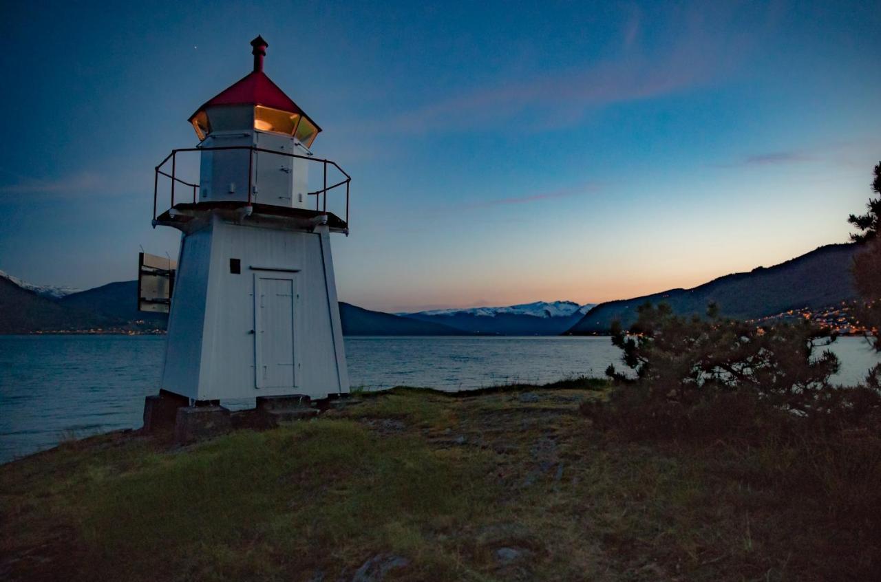 Sognefjord Hotel Hermansverk Kültér fotó
