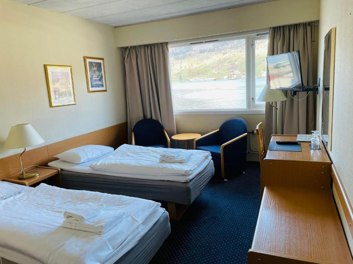 Sognefjord Hotel Hermansverk Kültér fotó