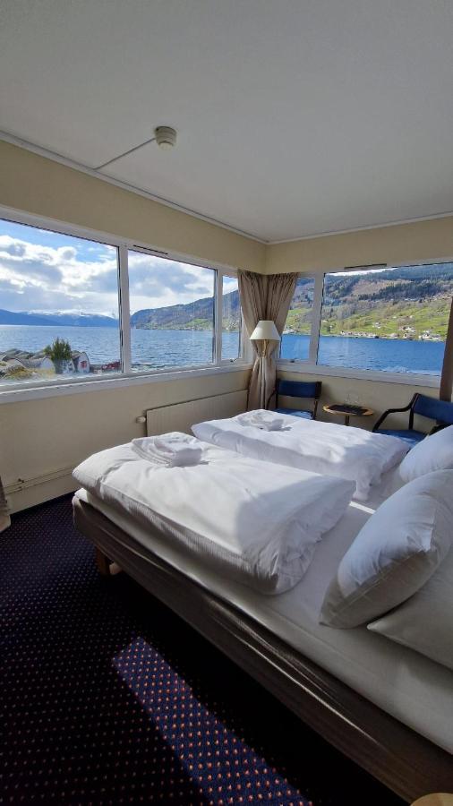 Sognefjord Hotel Hermansverk Kültér fotó